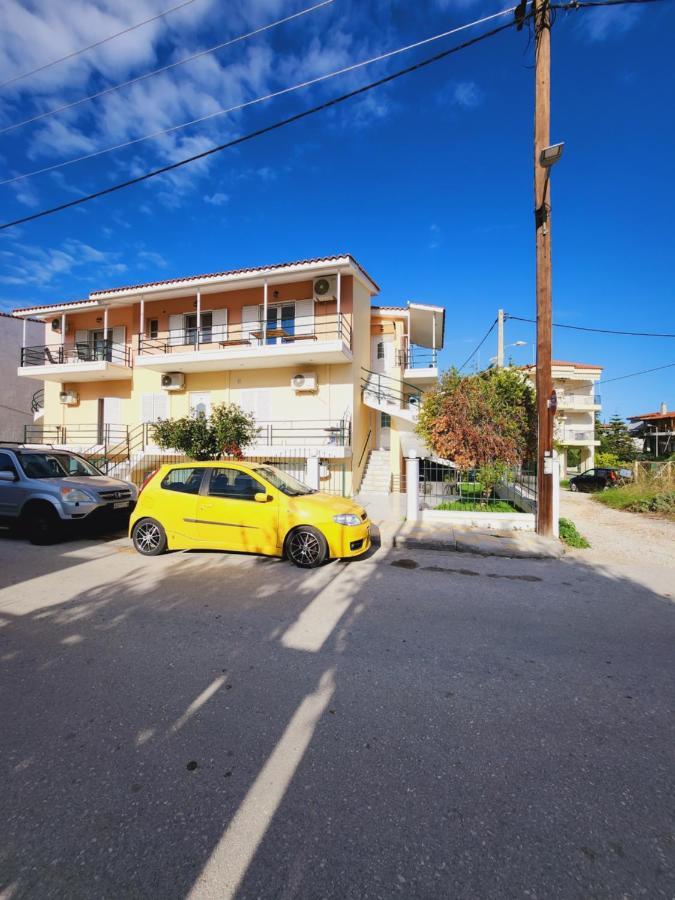 Luxury Loft Apartment Yiota Patras Exterior photo